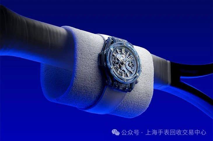 这款Big Bang充满为球王量身打造特殊设计球王会首页网球巨星乔科维奇终于有联名表了！宇舶(图3)