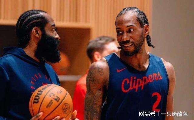 金血战背后藏着什么剧本裁判哨声偏哨？快船