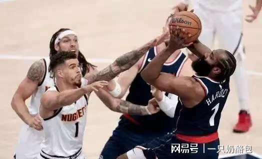 金血战背后藏着什么剧本裁判哨声偏哨？快船掘(图4)